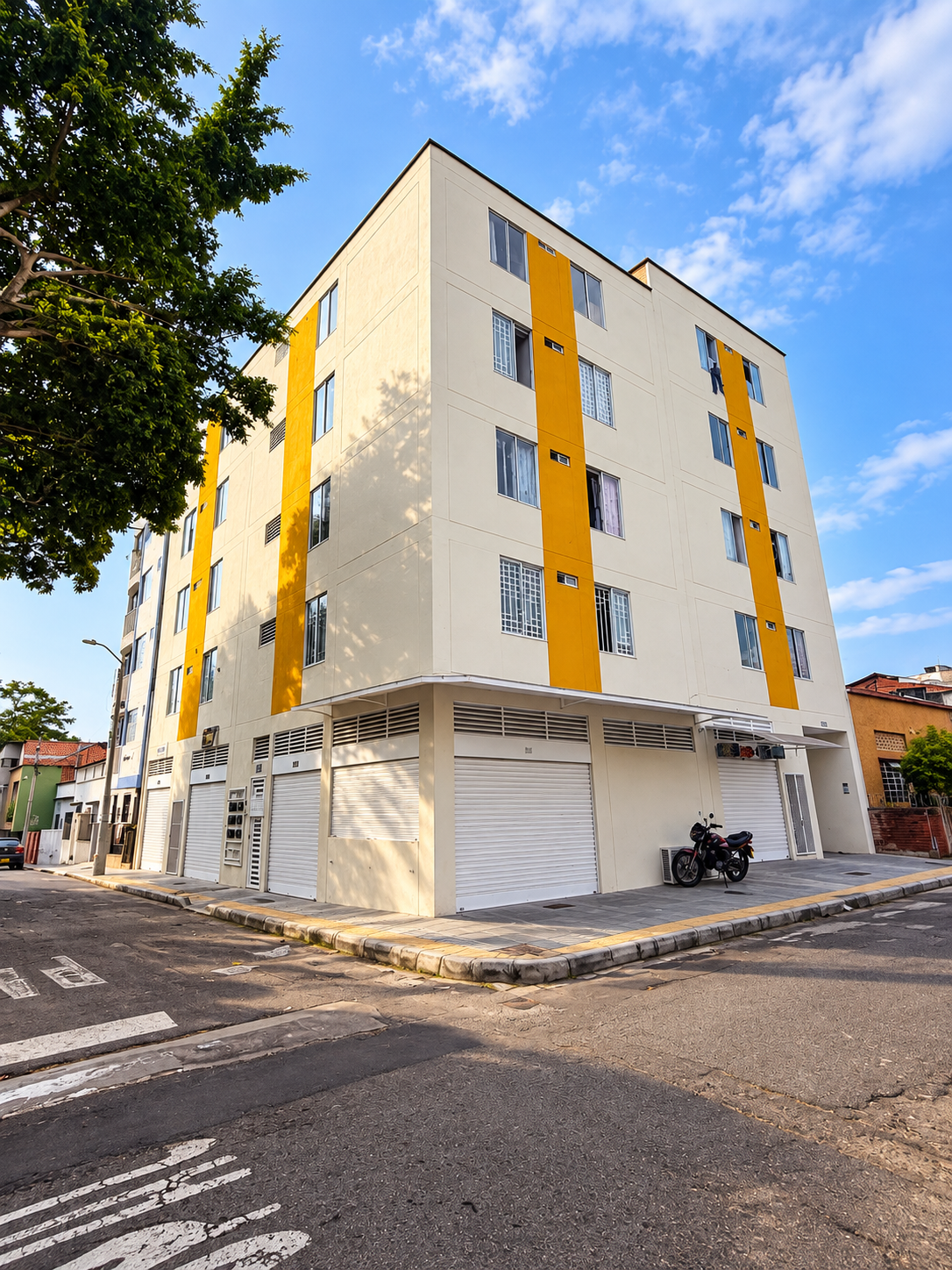 Obra Real Edificio Avyanna P.H.