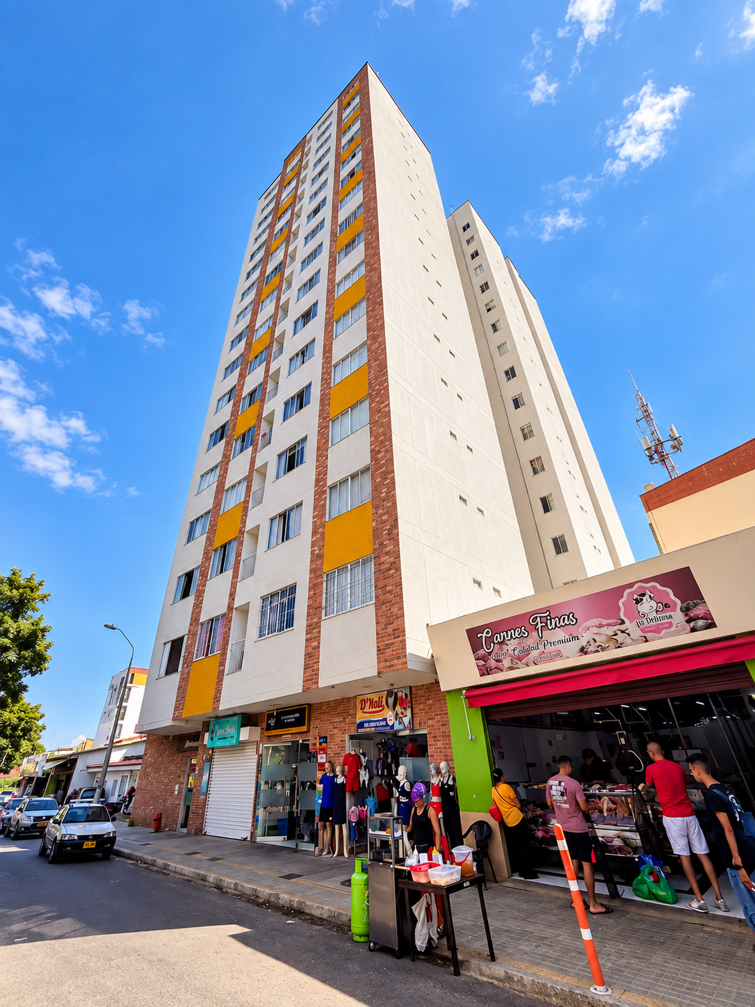 Obra Real Edificio Multifamiliar Venetto Apartamentos P.H.
